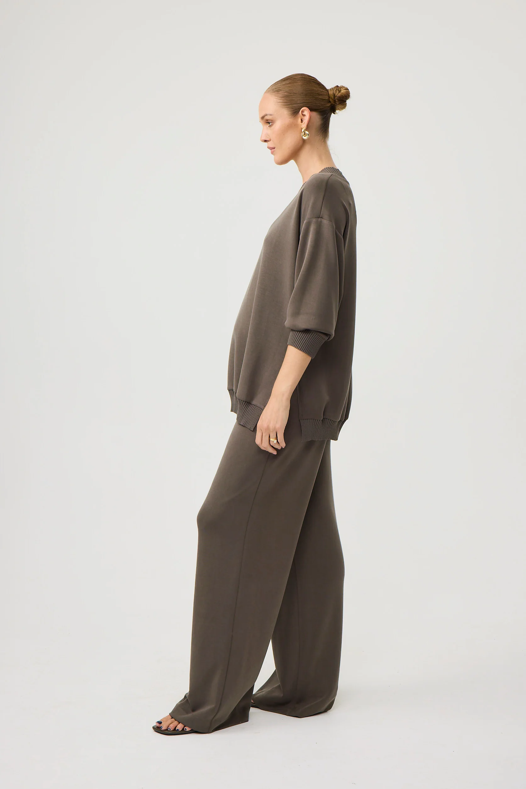 Lucia Lounge Top - Truffle - Image 5